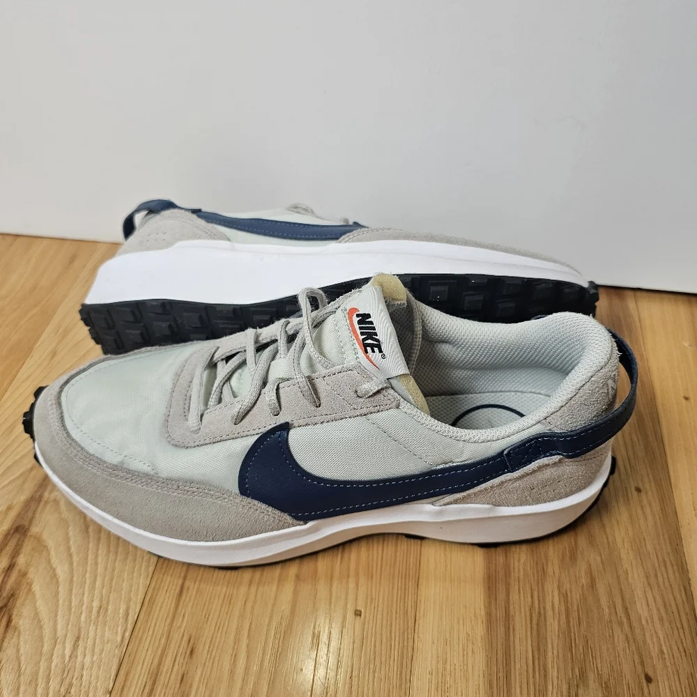 Nike Waffle Debut Light Silver Valerian‎ Blue Sneaker DH9523-005 Women’s Size 10